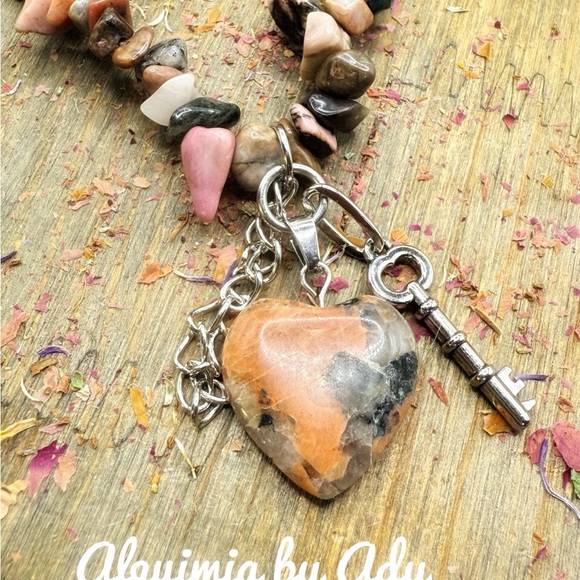 Rhodonite statement charms bracelet - Picture 2 of 2